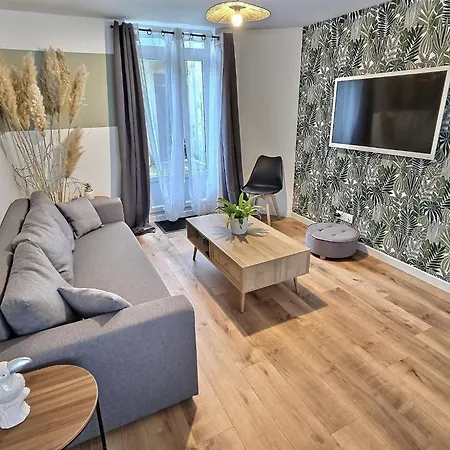 Maisonette Cozy, Neuf, Centre-ville, Wifi Apartment